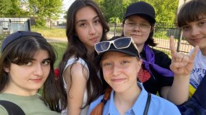 КАНИКУЛЫ! В 10 класс Ксюшу приняли, теперь действительно можно гулять до сентября)
