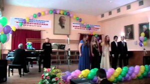 Струны коснулся соловей