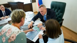 Губернатор Югры провёл личный приём граждан
