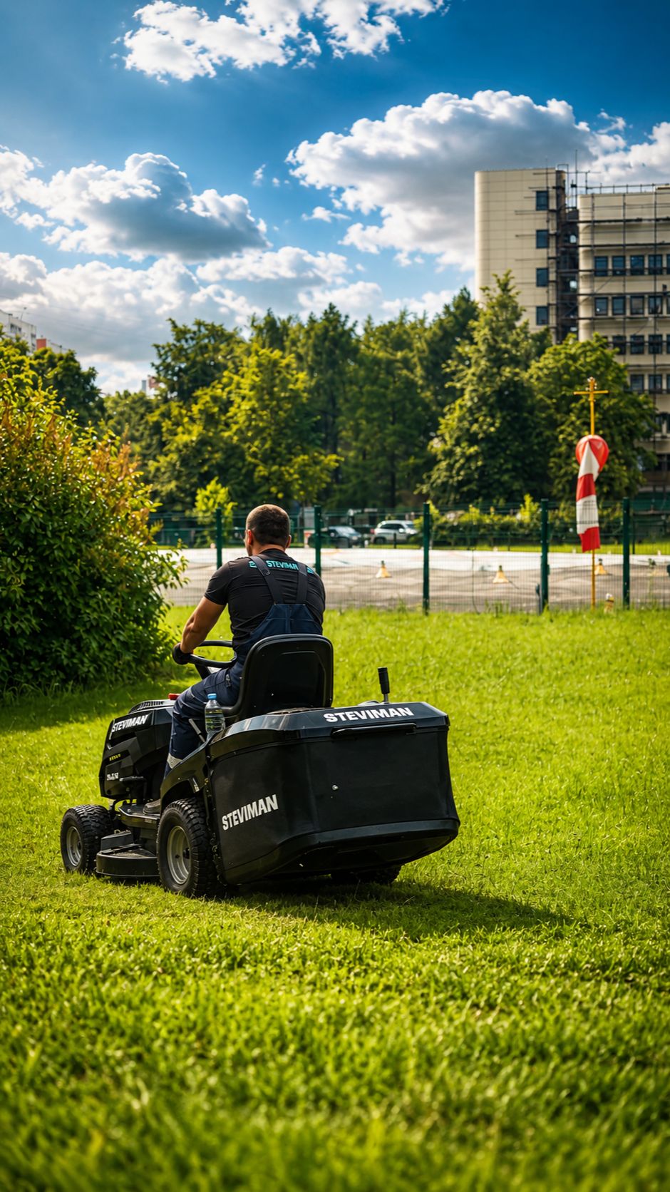 Садовый трактор STEVIMAN TH-339 в работе #STEVIMAN #стевиман #трактор #газонокосилка #участок #дом