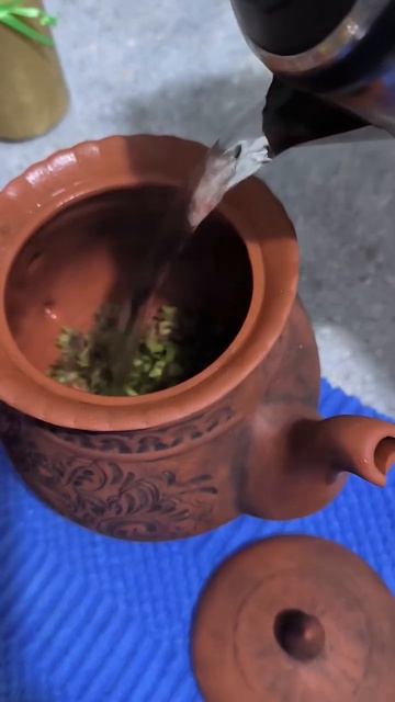 Чай из клубничных хвостиков