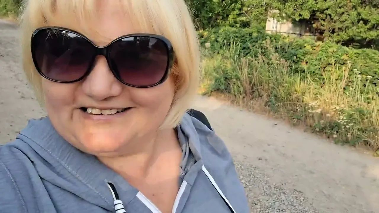 Любаша Губарева. ДЛЯ НАЧАЛА СЕРГЕЙ ВОСПИТАЙ ДОЧЬ🤣 смотреть онлайн
