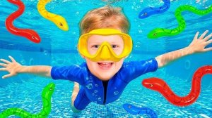 Дети изучают правила безопасности на воде.
