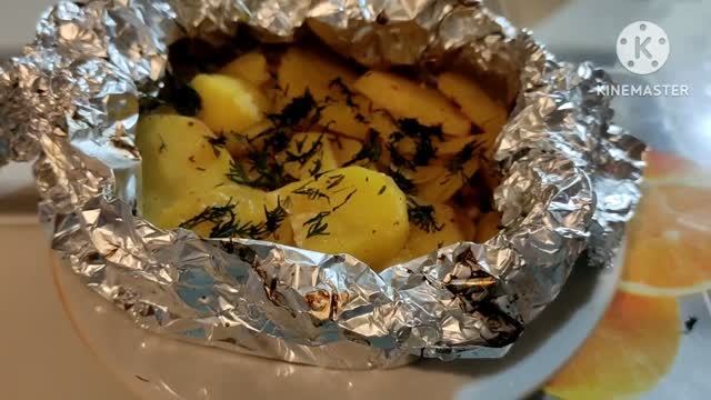 Красная рыба с картошкой в духовке, Очень простой рецепт из рыбы смотреть онлайн