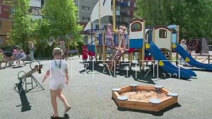 Новая детская площадка открылась на улице Верхнепечерская