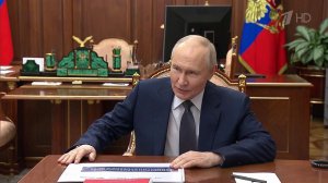 Владимир Путин принял в Кремле директора Российского экспортного центра Веронику Никишину.