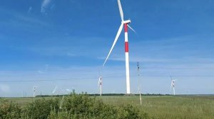 Едем 26 часов без остановки с перерывом на сон 1 час 30 минут.