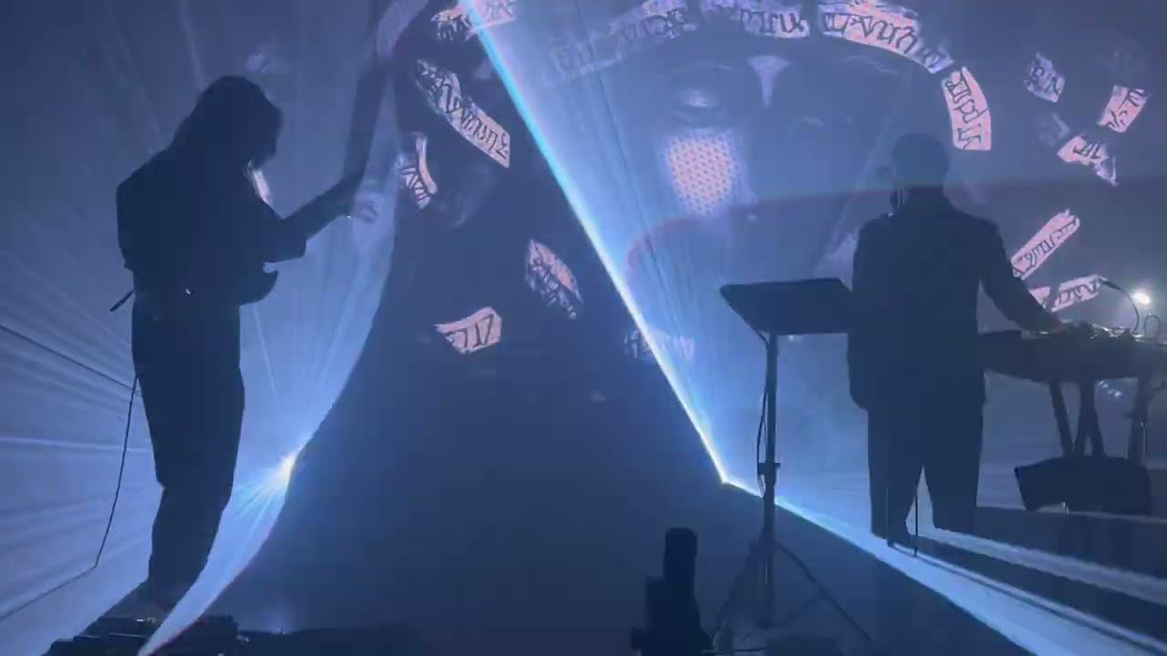 Дельфин - Intro / Свет для меня / Yekaterinburg / 7.02.2026 смотреть онлайн