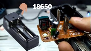 Что внутри у зярядника - зарядка за 200 рублей жарит 18650 #зарядка #18650batterycharger