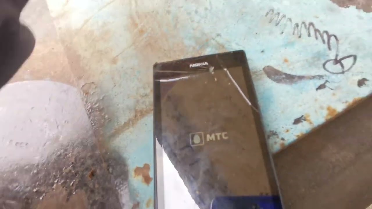 Краш тест Nokia 525 смотреть онлайн