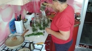 Трудимся/летние заготовки/как живут в русской деревне...
