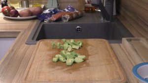 Кухонные диалоги 10/20-6. Нож CH3513S CH Knives
