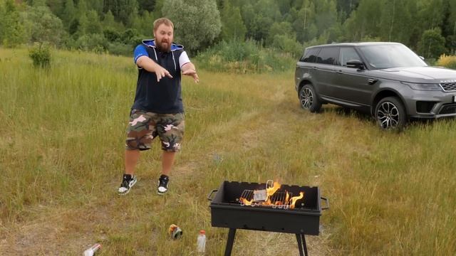 Сжег свой iPhone XS Max в знак протеста... смотреть онлайн