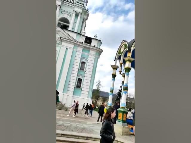 Колокольный звон в Троице Сергиевом мужском монастыре С.Посад с участием Царь колокола смотреть онлайн