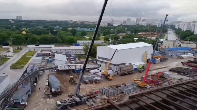 Возведение основных конструкций будущей станции Кленовый Бульвар Бирюлёвской линии смотреть онлайн
