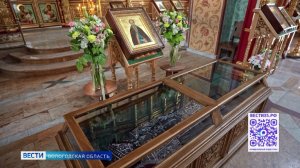 Мощи преподобного Зосимы Ворбозомского торжественно встретили в кафедральном соборе Череповца