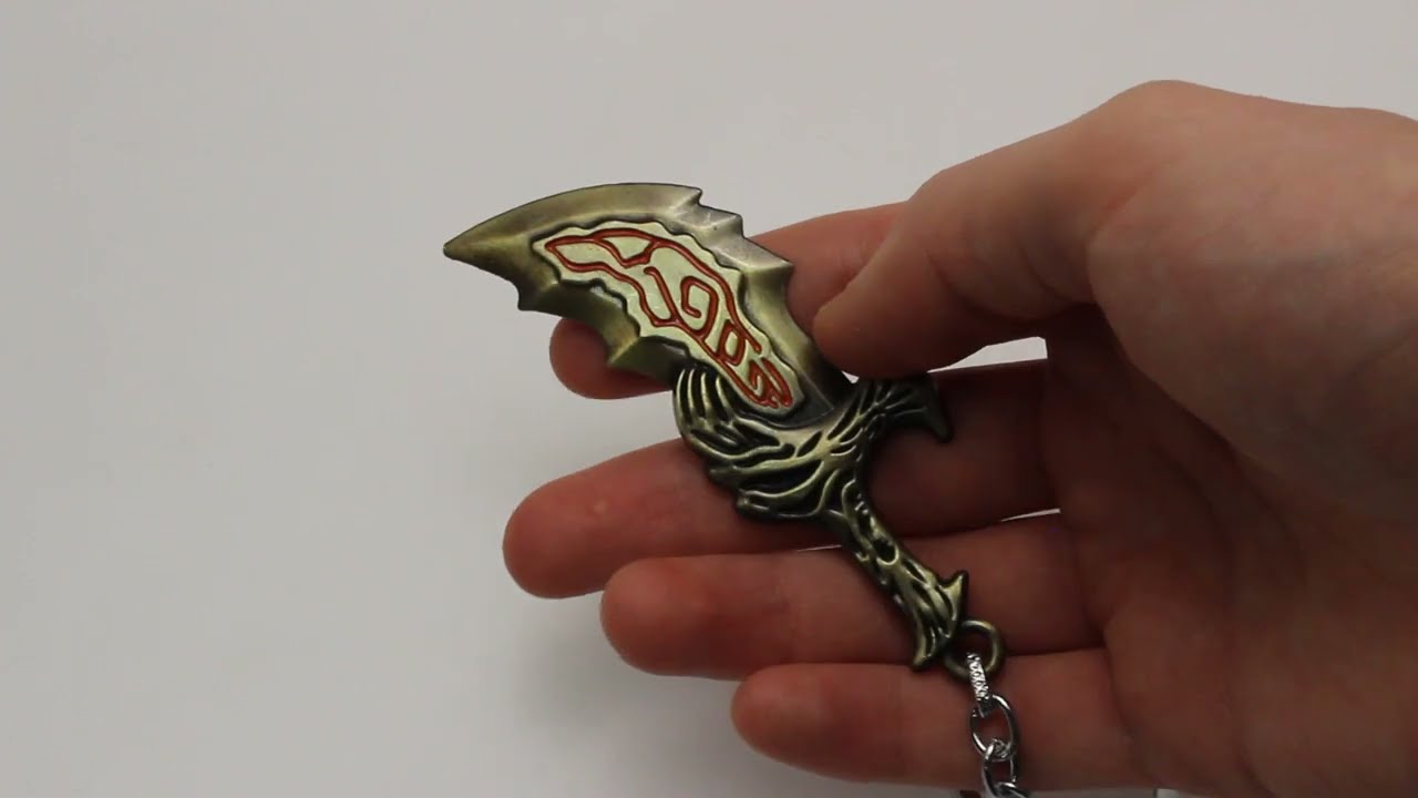 Брелок для ключей - клинок Хаоса, оружие Кратоса из игры God of War смотреть онлайн