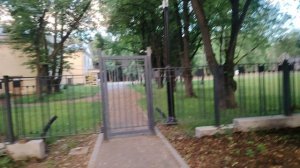Облом. Старинная усадьба за забором и с охраной.