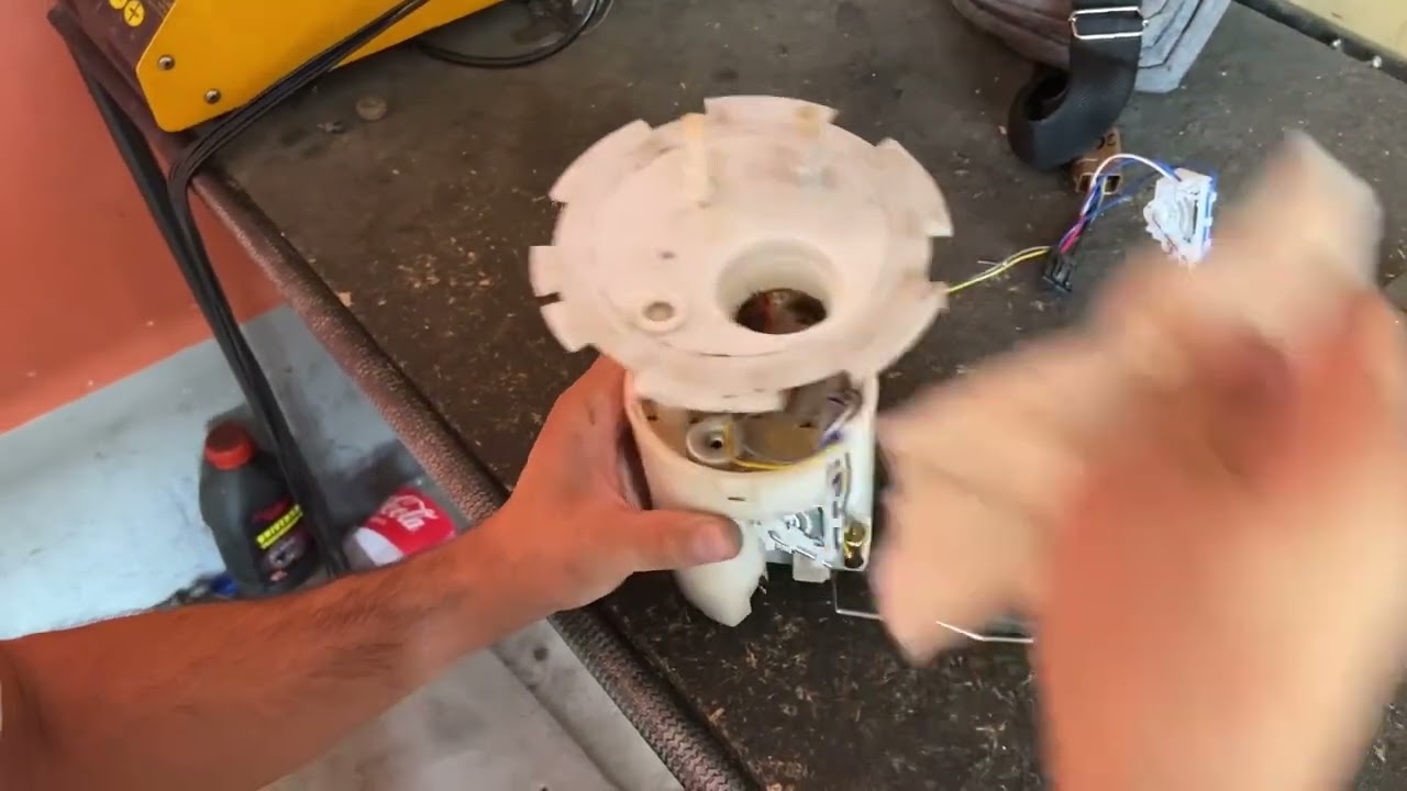 Ремонт датчика уровня топлива Равон р3 #shorts #chevrolet #jentra #help #cobalt #shortvideo #kobalt