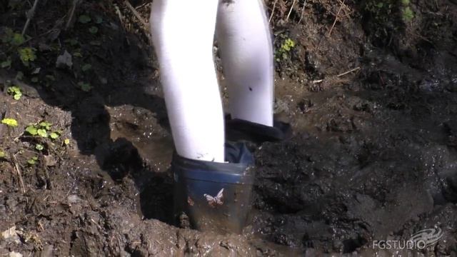 Schoolgirl's Mud Adventure
