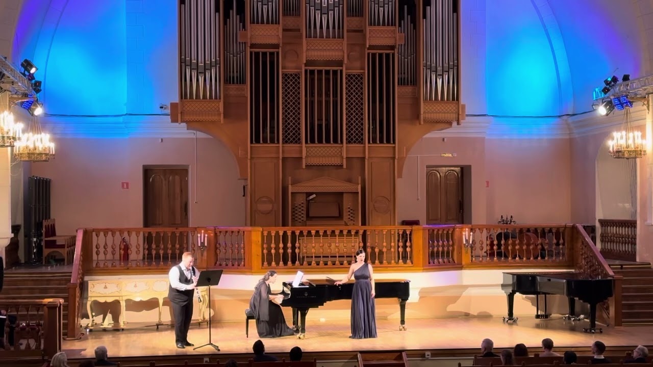 Claude Debussy - Mandoline - Marta Malyshko смотреть онлайн