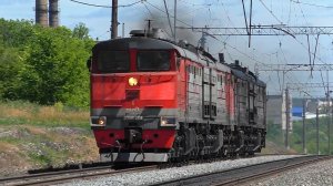 «Два товарища». 2ТЭ10М-2230/2536 следуют по перегону Кузнецк - Сюзюм