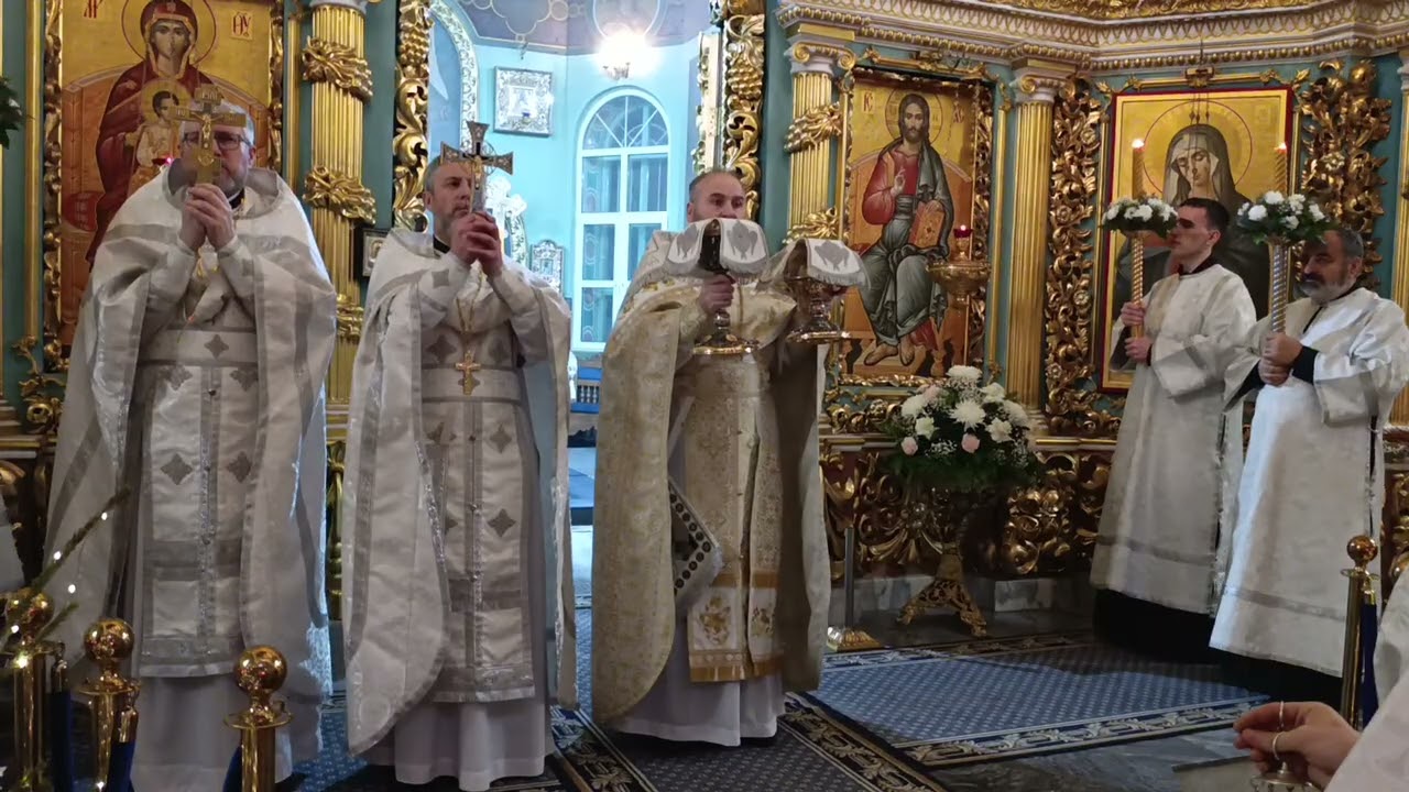 Великий вход в Рождественскую ночь смотреть онлайн