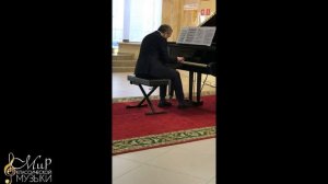 И.С.Бах-Д.Б.Кабалевский. Переложение органной прелюдии и фуги соль мажор (исп. Сергей Кузьменко)