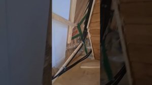 1000063534.mp4 (Собака слушает об устройстве приточно-вытяжной вентиляции в доме А-фрейм)