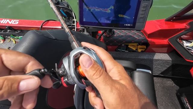 Стоит ли покупать ActiveTarget 2, сравнение с  Panoptix LiveScope™ LVS 34 в реальных условиях.
