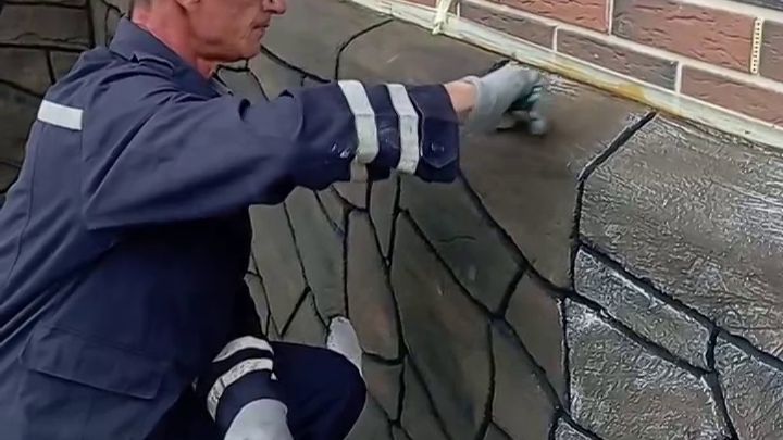 оформление цоколя дома декоративная штукатурка из цемента мастерская Бубнва Андрея. смотреть онлайн