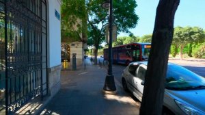 Прогулка по залитым солнцем улицам, площадям и городу Валенсии, Испания