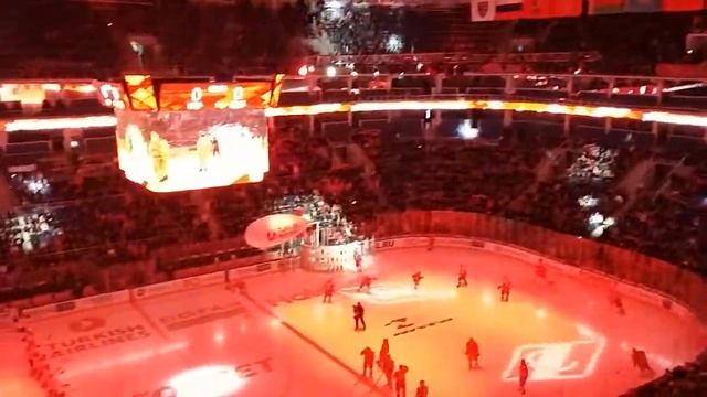 Выход команды Спартак в матче КХЛ смотреть онлайн