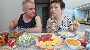 Мукбанг каждый проживает СВОЮ НЕЛЁГКУЮ жизнь! А судьи КТО?! Как прошла наша МОЛОДОСТЬ! Семейный обед