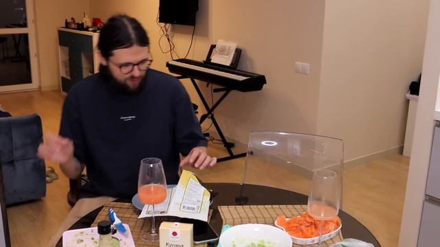 ПЬЯНАЯ ГОТОВКА// Женя Калинкин и СУШИ-ТОРТ смотреть онлайн