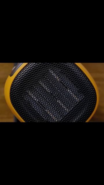Портативный керамический тепловентилятор Denzel dtfc-700, 3 режима, вентилятор, нагрев 700 вт 96407 смотреть онлайн