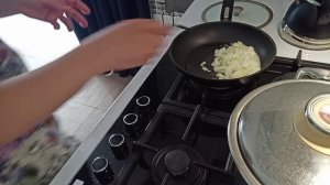 С мамой съездили в больницу// Пока я занята уборкой, ловите рецепт ужина