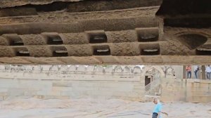 Лепакши_ парящая колонна, след Ситы в камне, глаза на стене и сбывшиеся после пуджи желания. Индия.