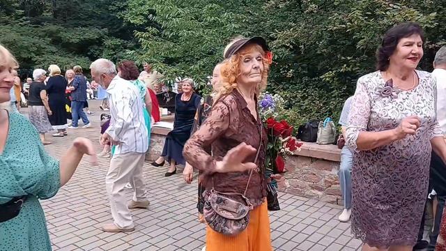 Раскачало ....... 03.07.26 Гомель парк Луначарского 🥰💫 смотреть онлайн