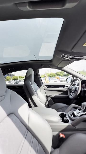 Porsche Cayenne 2021 • 3.0 • 4WD • 100 000 км