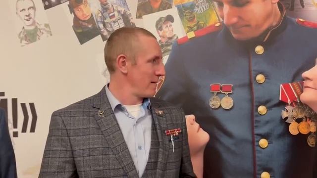 Знает, ради кого воевал