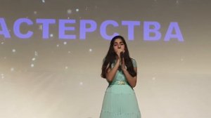 Мама - ты моя стена каменная
