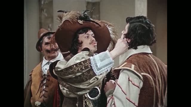 И 1000 эскудо чистогана! Фрагменты из фильма "Собака на сене". 1977 г.