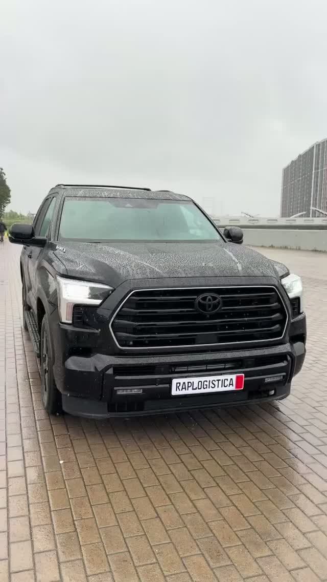Toyota Sequoia