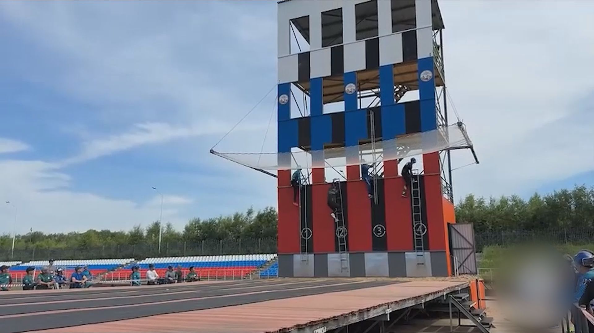 ЗОЛОТО И СЕРЕБРО НА КАМЧАТКУ смотреть онлайн