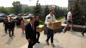 ЛДПР ПОДАЛА ДОКУМЕНТЫ В ИЗБИРКОМ КРАЯ