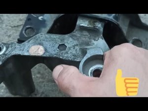 Замена Опора двигателя (подушка двигателя) NISSAN  X-TRAIL  31 вузов 2008 год