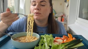 Настроение для лапши | Мукбанг на балконе #Мукбанг