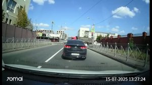 Летний трафик на трассе: Как ведут себя обочечники и торопыги