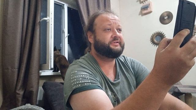 На улице много машин и собак Так что Нюша сиди дома и выходи на улицу только в просторный вольер смотреть онлайн